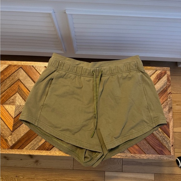 lululemon athletica Pants - Lululemon Athletica Inner Glow Short 3”